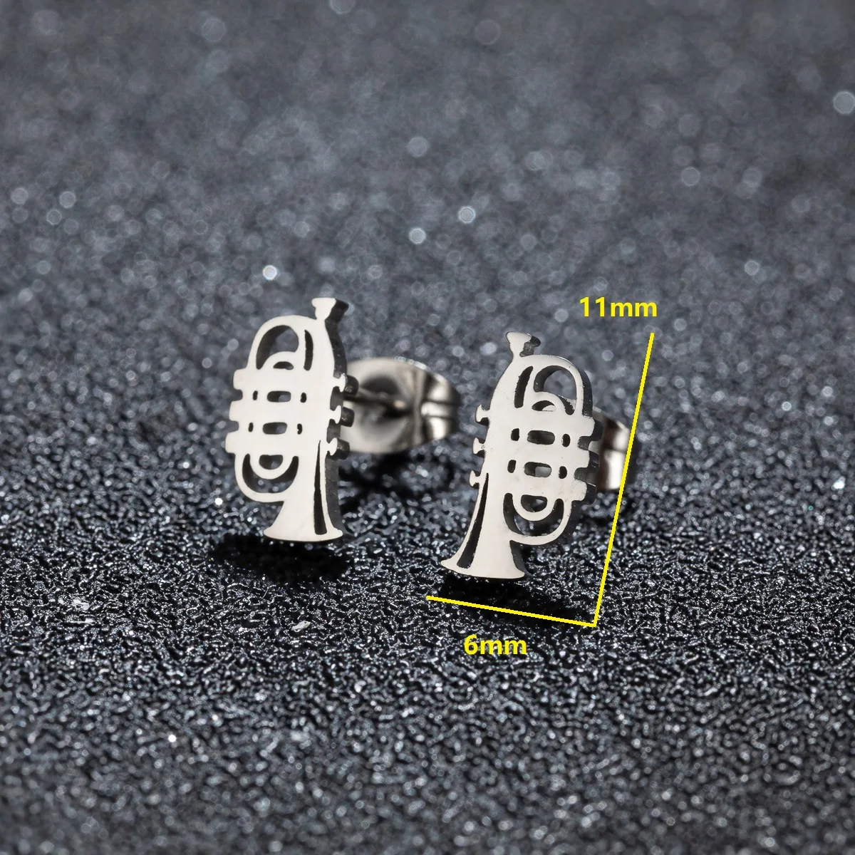 1Pair Stainless Steel Instrumental Saxophone Earring For Woman Mother Gift Musical Jewelry