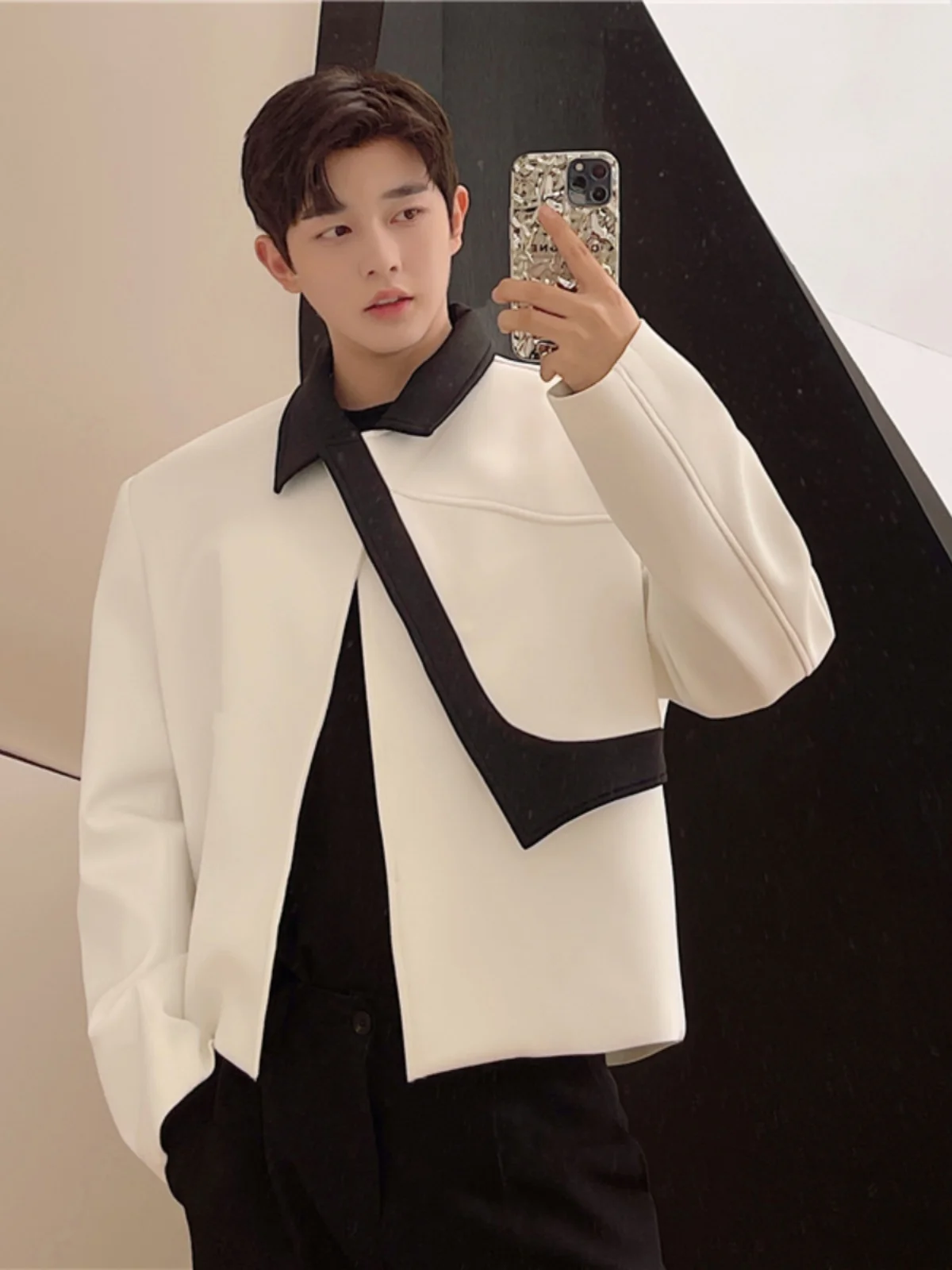 

Мужская куртка весна-осень: повседневная, с контрастным дизайном, модная, свободного кроя, из полиэстера, не мнется, с коротким рукавом