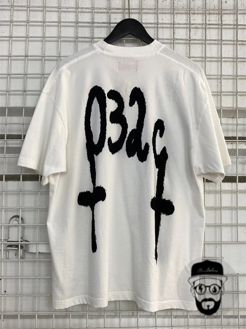 Summer round neck pure cotton 032c men's T-shirt with worn-out English letter printing design