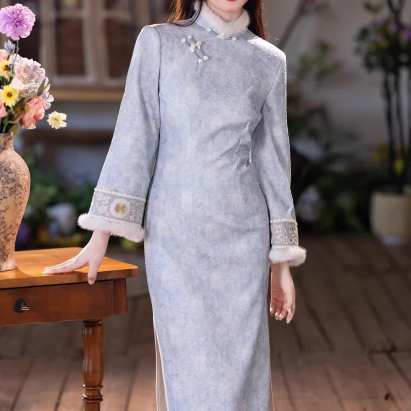 Women Jacquard East Qipao Elegant Embroidery Vheongsam Vintage Button Party Dress Mao Mandarin Collar Long Sleeve Chinese Dress