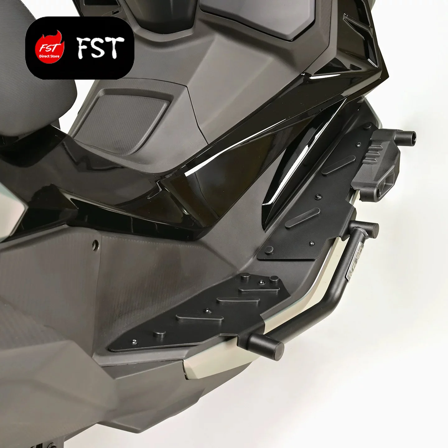For SYM Cruisym 250 300 Integrated Crash Bar Footrest Bumper Exhaust Anti-fall Protector Motorcycle Modification Accessories