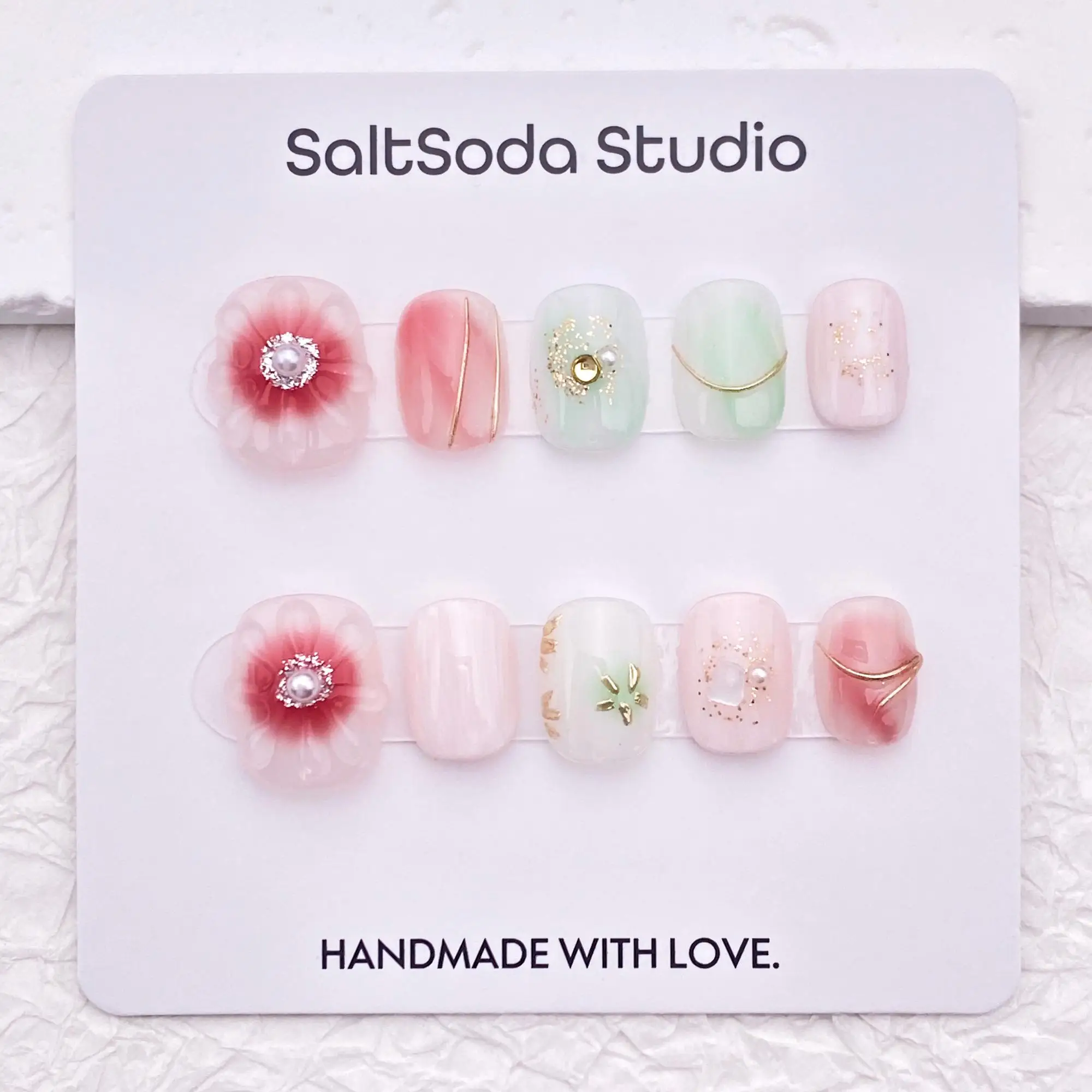 

3D cute flower light pink and green nail art, custom floral nail art, high-quality reusable nail art