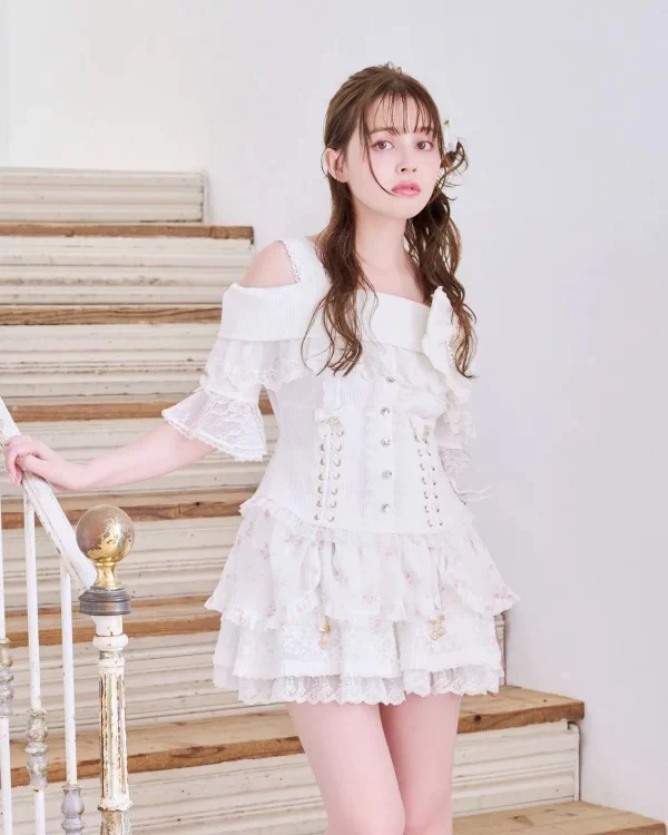 リズシャツ日本新作スイートガールズビッグボウスリミングスリングオフショルダートップスロリータTシャツガールズレディース半袖ブラウス女性用