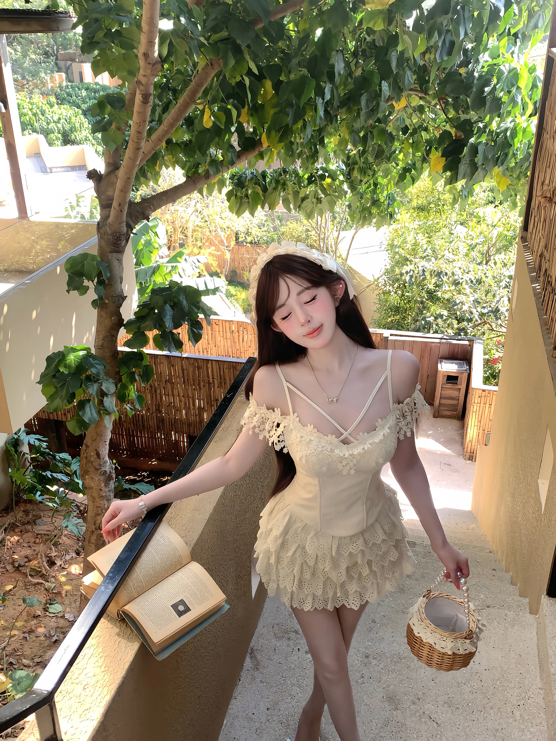 

Elegant Sexy Summer Swallowtail Ensemble E26B20073E26Q20074 Fashionable Floral Print Crop Top And High Waist Skirt Set for Women