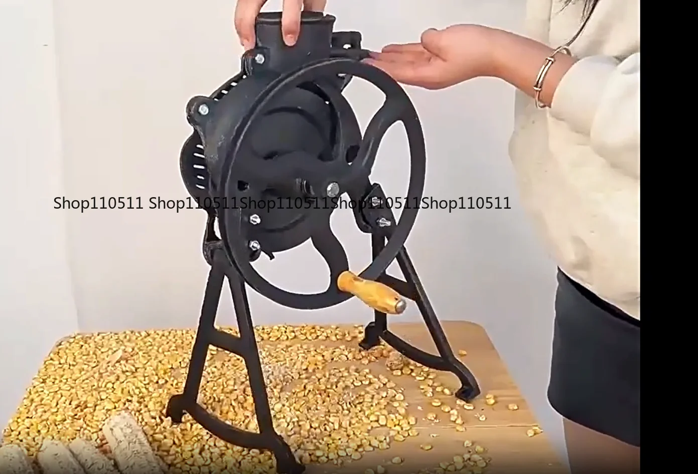 Hand Cranked Corn Thresher, Household Small Manual & Electric Dual-use Corn Threshing Machine for Farm Use