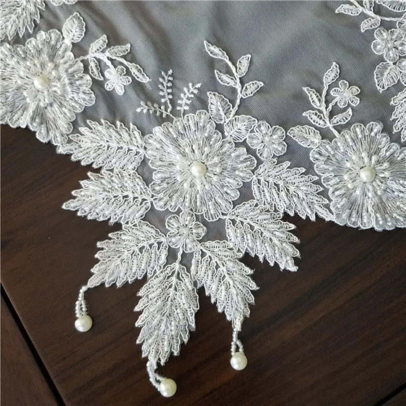 European Lace Embroidered Bead Pendant Tablecloth Balcony Bedroom Small Round Table Piano Cover Cloth Banquet Vase Cup Plate Mat