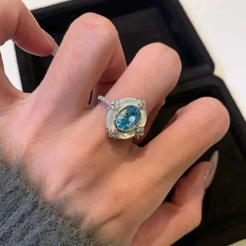 Copper Vintage Palace Style Blue Aquamarine Gemstone Oval White Fritillaria Rings for Women Light Luxury Ring Wedding Jewelry