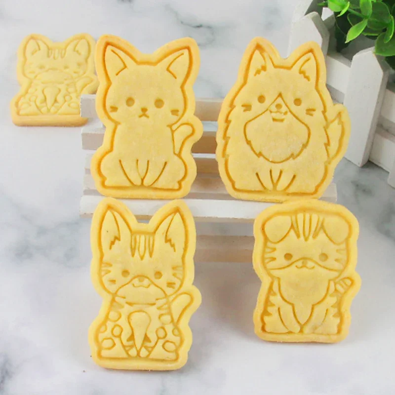 Japanese Style Kitten Cookie Mold 3D Cartoon Cat Shaped Fondant Icing Biscuit Cutter Cake Decorating Baking Tools Cookie Stamp