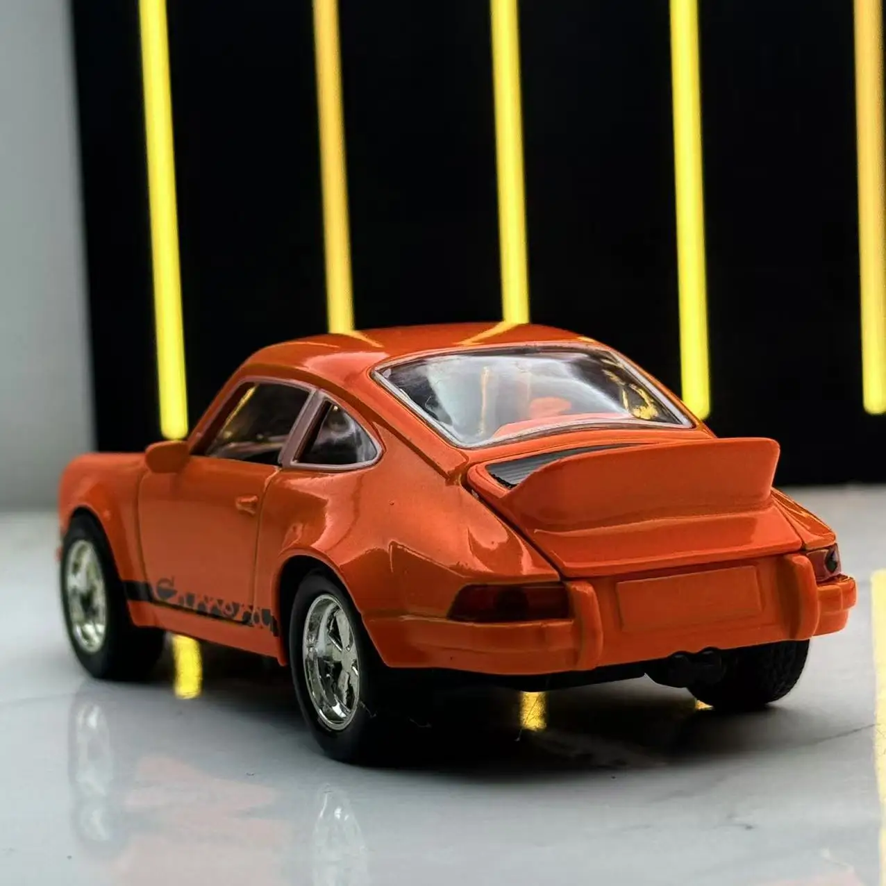 1:36 1974 911 Carrera Retro-Sportwagen, Legierung, Metalldruckguss, Modellauto, Sound- und Lichtkollektion, Hobbys, Dekoration, Geburtstagsgeschenke