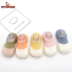 1 쌍 아기 첫 워커 유아 신발 미끄럼 방지 편안한 실리콘 부드러운 단독 캐주얼 실내 바닥 양말 신생아를위한 니트 부티