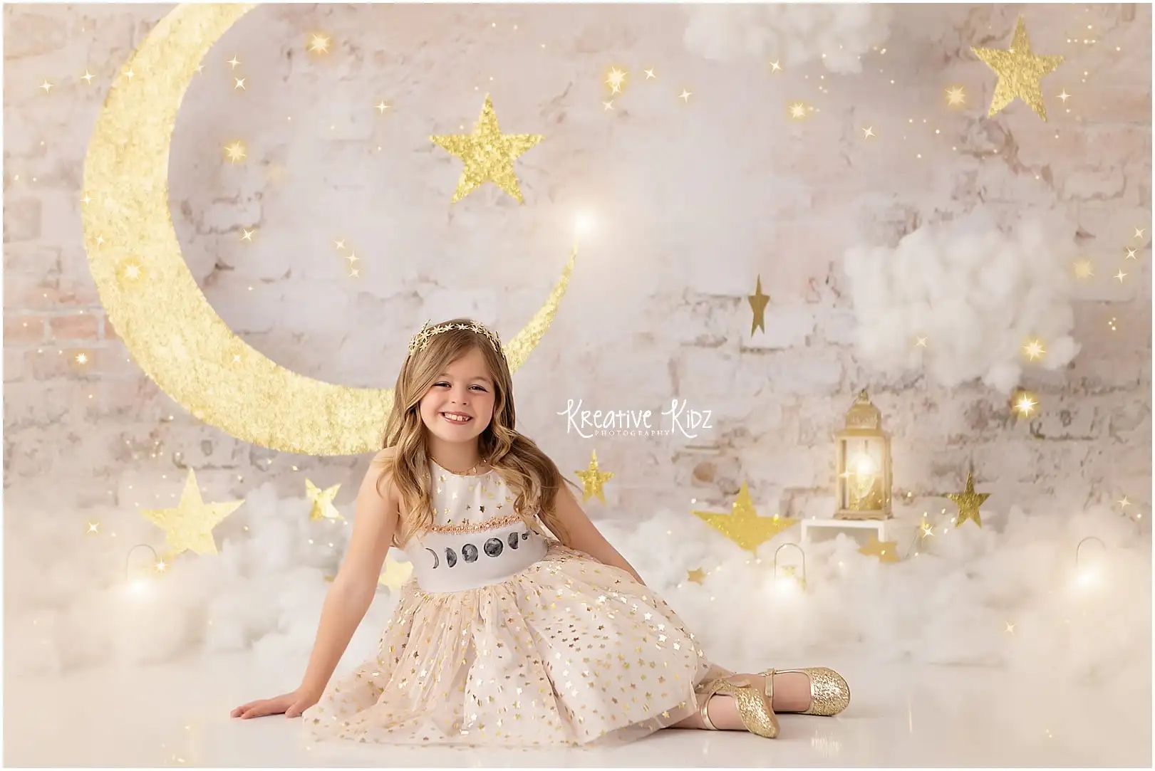 Crescent Moon Backdrops Kids Girl Photography Props Child Baby Cake Smash Birthday Photocall Decors Gold Stars Background