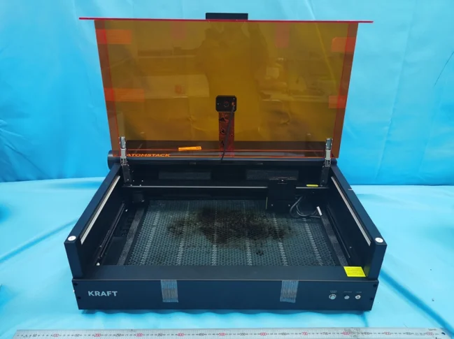 AtomStack A30 PRO 33W lasergraveerder 160W CNC-graveermachine DIY snijden 20 mm acryl 30 mm Paulownia hout 0,1 mm metalen plaat