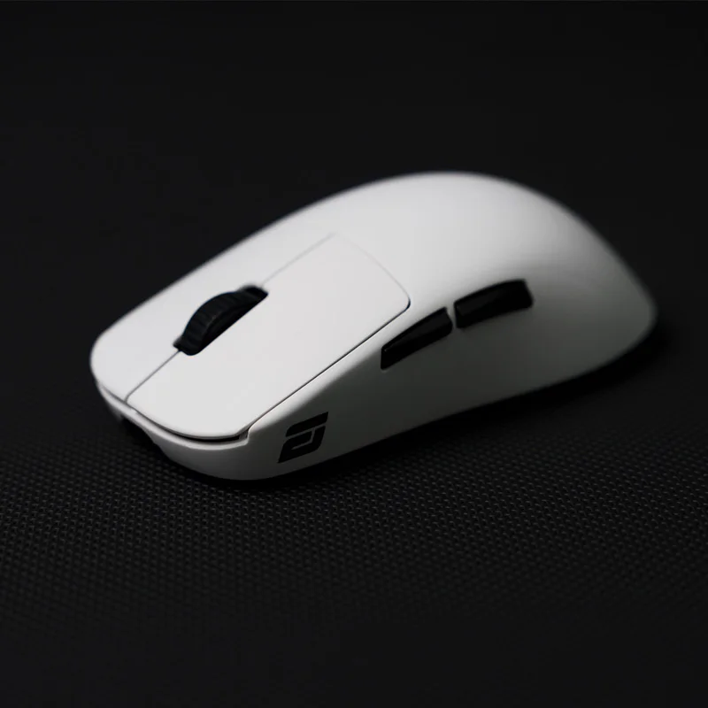 ENDGAME GEAR OP1we mouse da gioco esports leggero Wireless