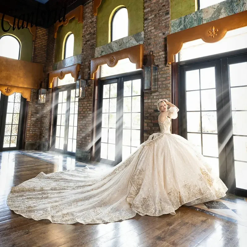 Champagne Spaghetti Strap Ruffles Bow Quinceanera Dresses Ball Gown Sequin Appliques Lace Corset Vestidos De XV Anos