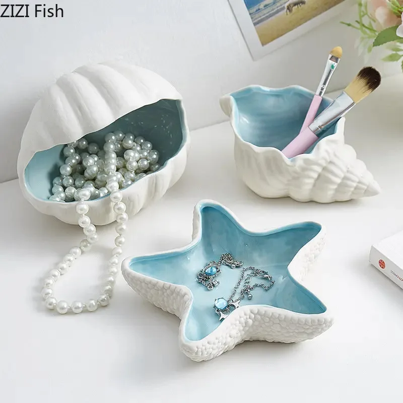 

Starfish/Shell Ceramic Trinkets Holder - Elegant Seaside Jewelry Tray, Decorative Dish for Beach House Interiors