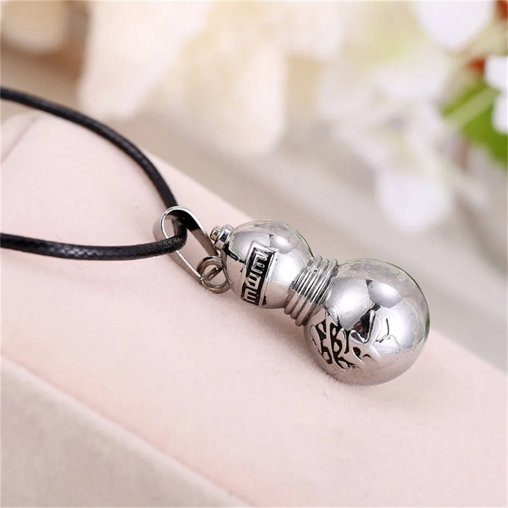 AnimeNecklaces Gaara Gourd Love Logo Taijutsu Metal Necklace Pendants Action Figure Cosplay Accessories Toys Gifts