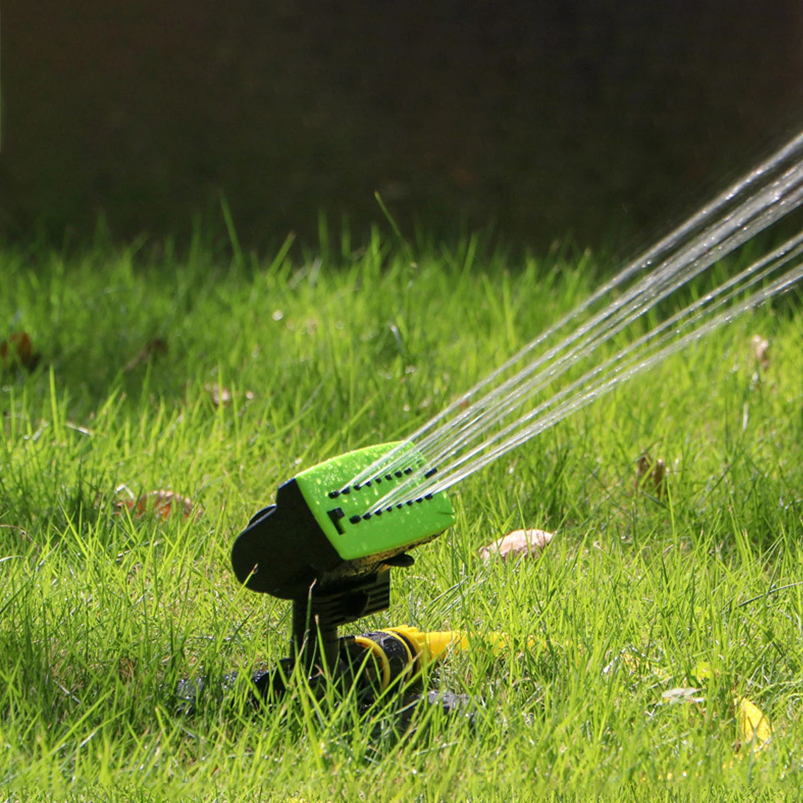 Garden Sprinkler Automatic 180° Rotating Adjustable Large Coverage Lawn Sprinkler Irrigation System Flower and Vegetable Waterin
