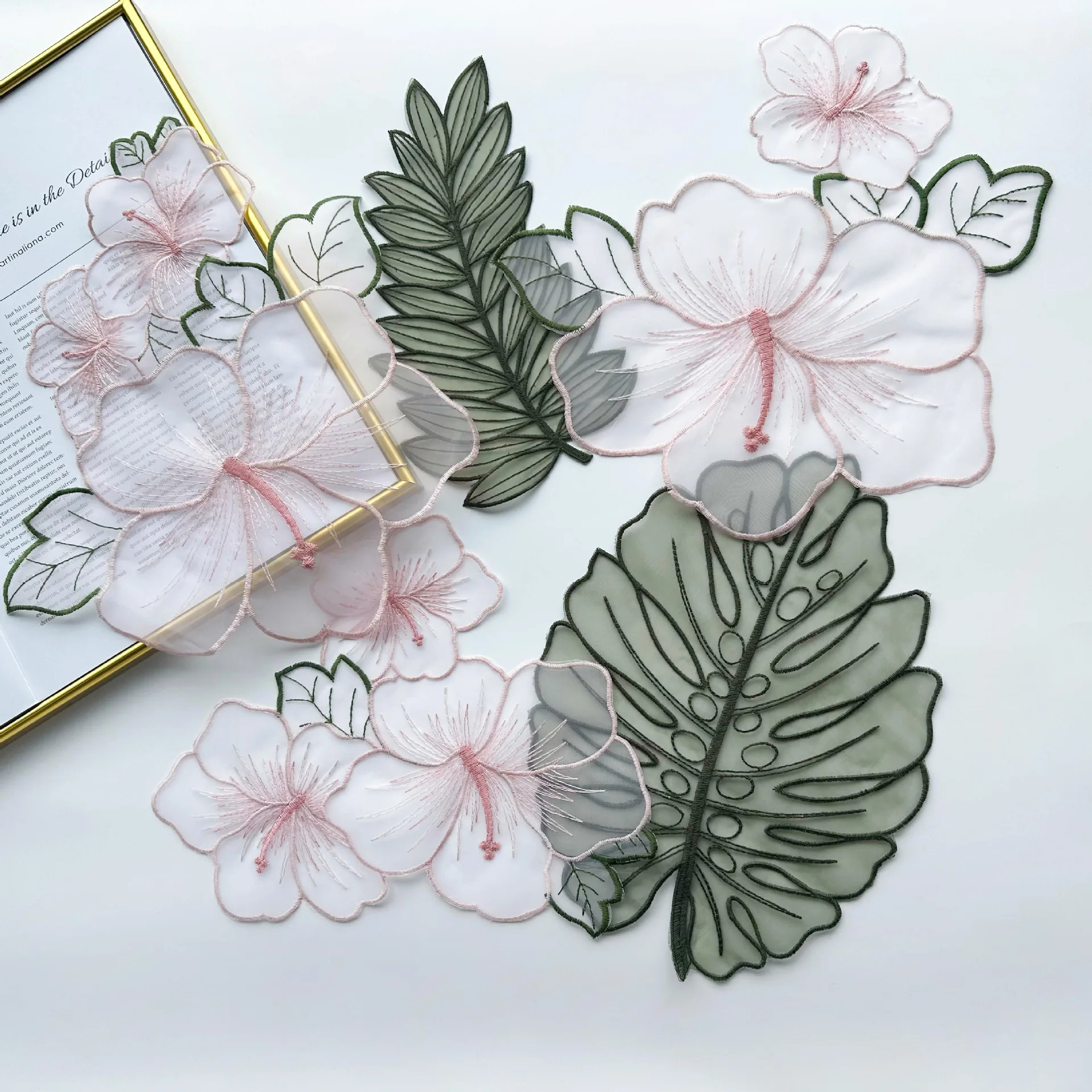 3pcs Embroidered Organza Lace Patch Accessories Trim Applique Fabric Flower Leaf Pattern for Dress Clothing