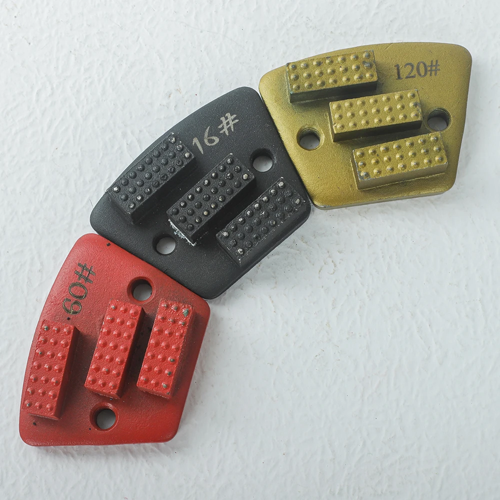 Pad Penggiling Lantai Beton 3-Segmen, Cakram Poles Berlian untuk Penghapusan Lapisan Epoksi yang Efisien & Persiapan Permukaan