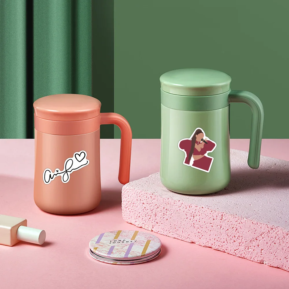 50 قطعة ملصقات Arianas المغني الشعبي الكتابة على الجدران ملصق الكمبيوتر المحمول الغيتار الأمتعة سكيت الهاتف الدراجة سيارة مقاوم للماء ديكور رائع طفل