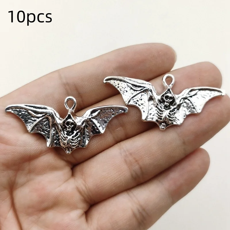 10pcs Retro Alloy Halloween Vampire Bat Wings Skull Pendant DIY Accessories