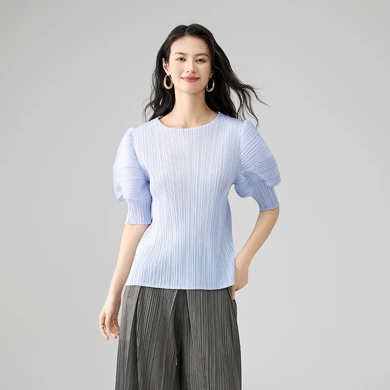 Miyake Pleated Women T Shirt Round Collar Sleeveless Solid Color New 2026 Summer Pullover Female Slim Casual Tops