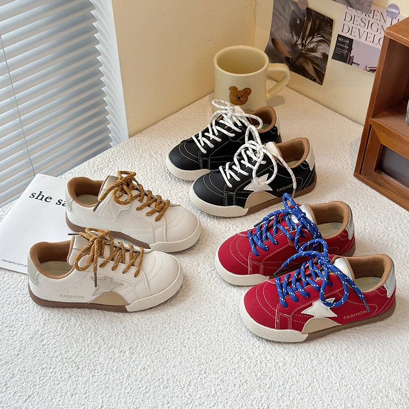 

Новинка 2023 года, осенняя детская обувь, кожаная дышащая детская повседневная обувь, Нескользящие модные кроссовки со звездами для маленьких девочек и мальчиков