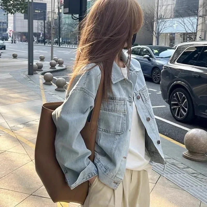 

Spring Autumn 2025 Loose Versatile Long Sleeve Denim Jacket Women's Fashionable Retro Blue Cotton Jacket Versatile Outerwear