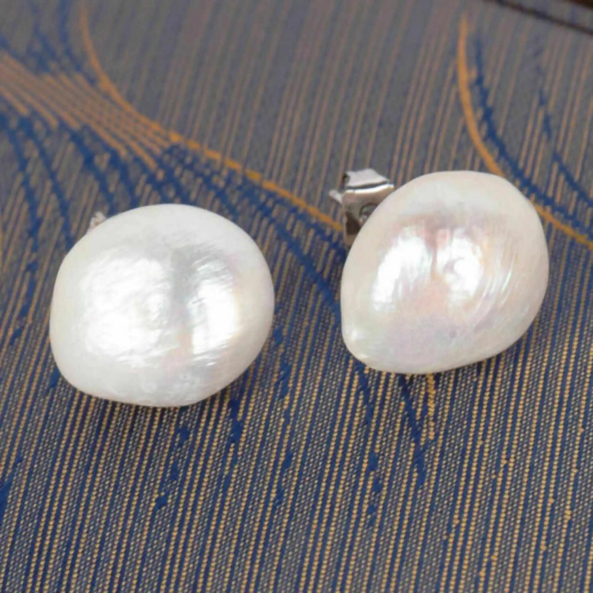 

14-15mm huge white Baroque pearl earrings 18k gold ear stud delicate Accessories Christmas Party Cultured FOOL'S DAY Aquaculture