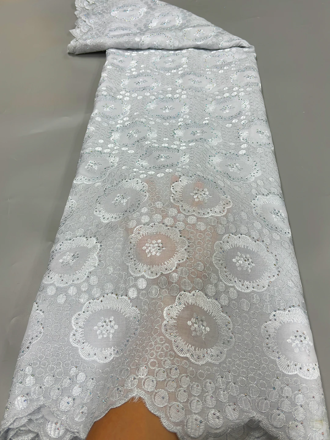 New Dubai Cotton Dry Lace Fabric 2025 High Quality Nigerian Voile Stones Fashion African Cotton Embroidery Lace Fabric For Dress