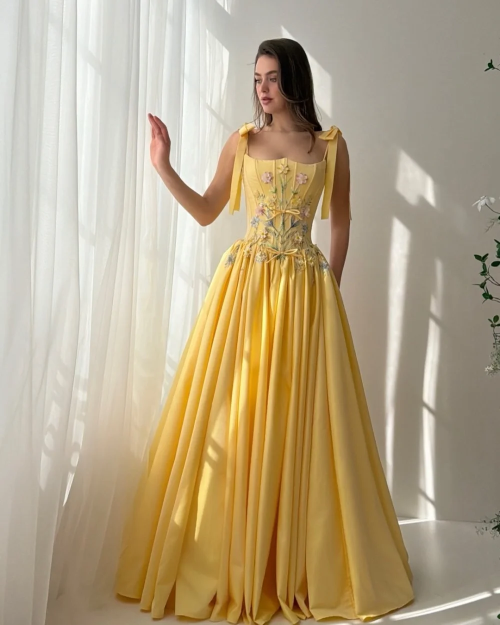 

Customized Modern Style Women Jersey Applique Bow A-Line Evening Dresses Fashion Spaghetti Strap Sleeveless Long Prom Dresses