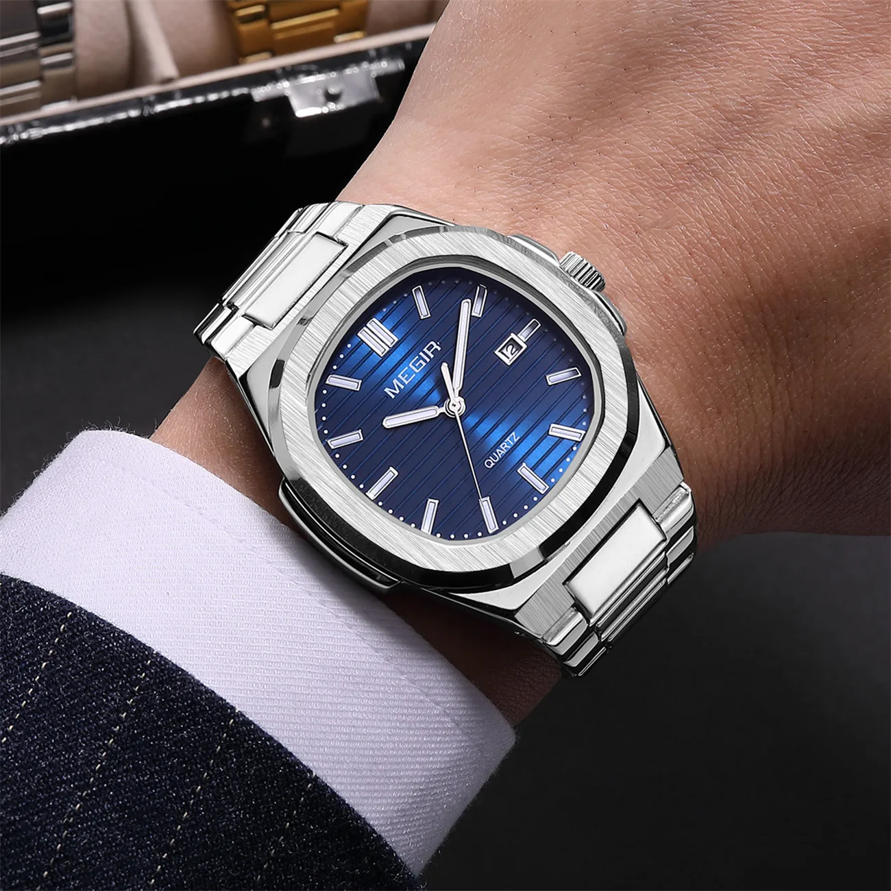 MEGIR Fashion Men's Watches Business Quartz Luminous Date Clock Large Dial Waterproof Wristwatch Gift for Men Relogio Masculino