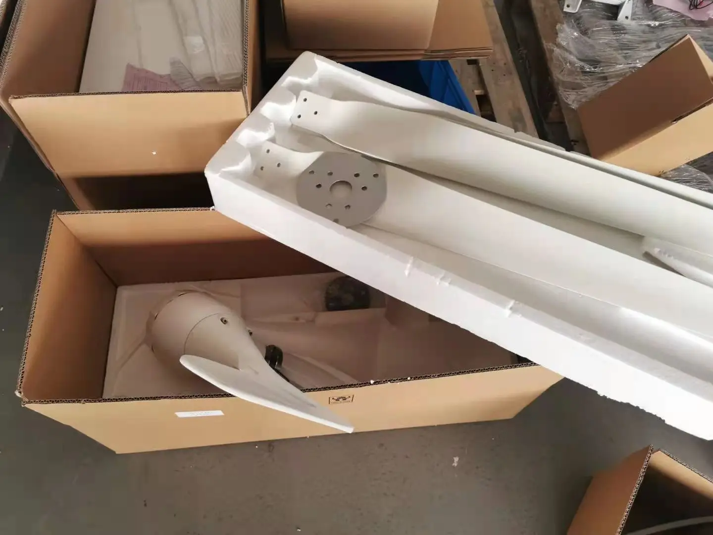 Factory Sale Home Use Off Grid System Wind Mill,1KW 2KW 3KW 5KW Wind Power Generator