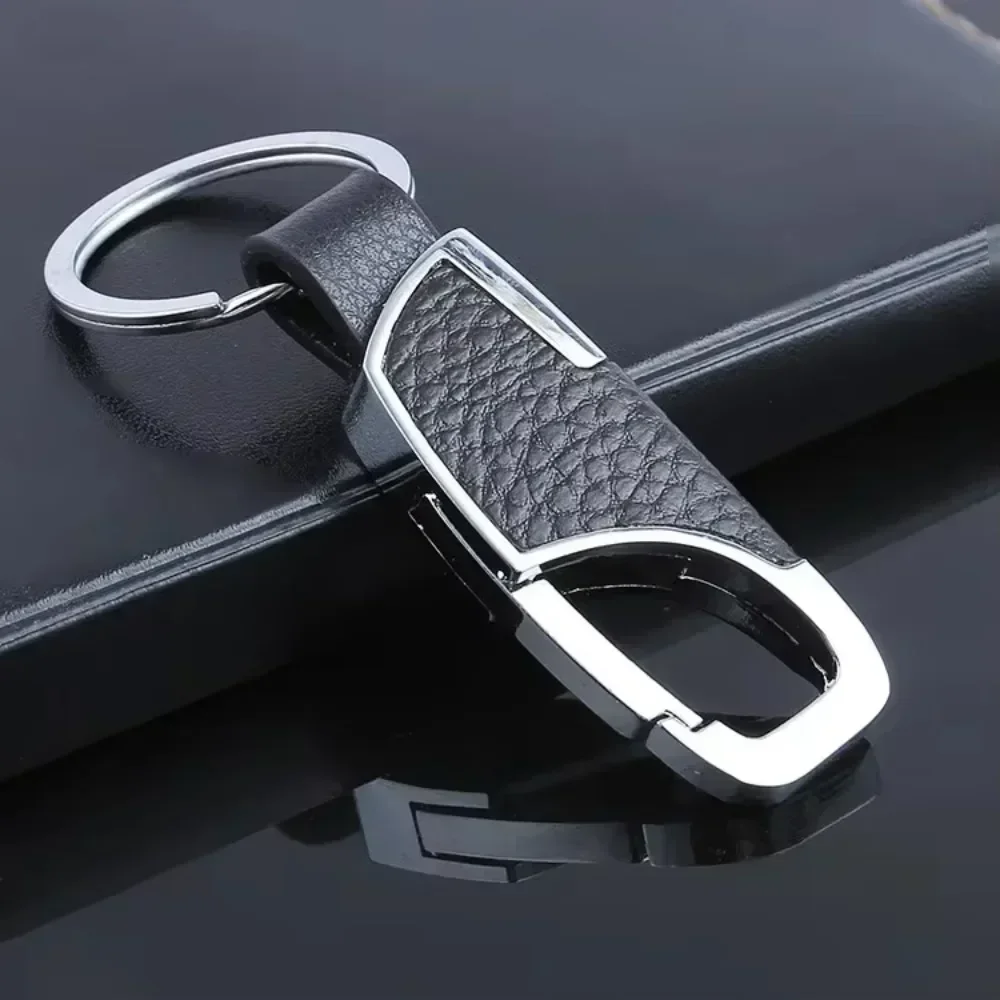 Llavero de coche de acero inoxidable con empalme de cuero personalizado, hebilla de cadena, llavero de motocicleta, accesorios para regalo de hombre