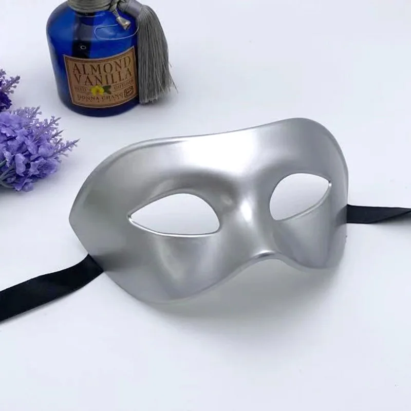 Maschera da festa per uomo da donna maschera per gli occhi in maschera di plastica Costume Cosplay di Halloween puntelli per decorazioni di nozze maschere in argento oro nero