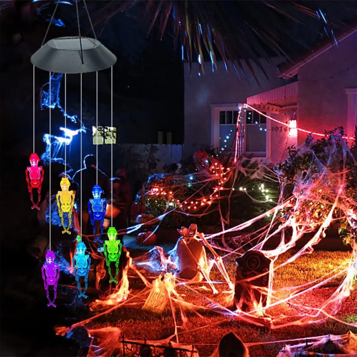 halloween-cranio-wind-chime-lamp-solar-powered-pendurado-atmosfera-decorativo-mudanca-de-cor-luz-adequado-para-casa-6led-1pc