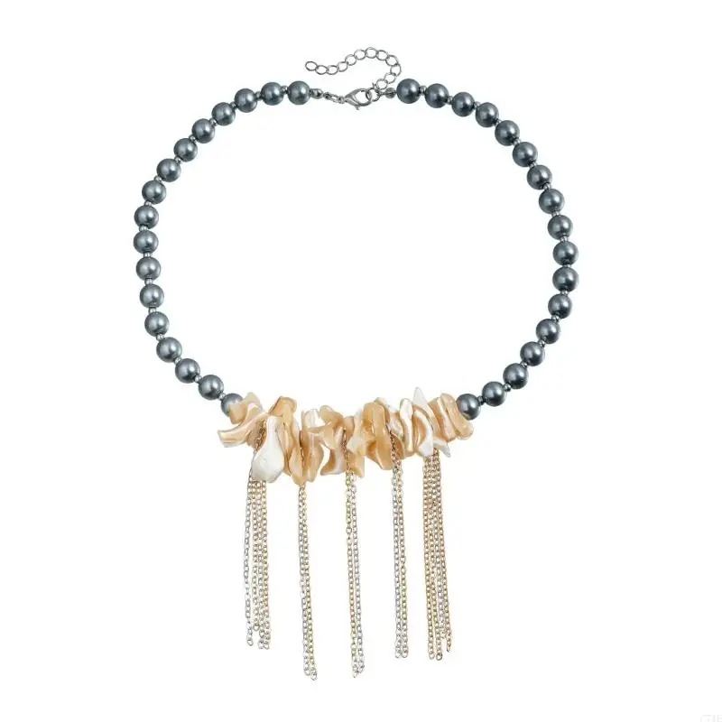 قلادة معاصرة من الأصداف البحرية تتميز بخرز زجاجي كريستالي قطعة مجوهرات أنيقة على شكل عظمة الترقوة