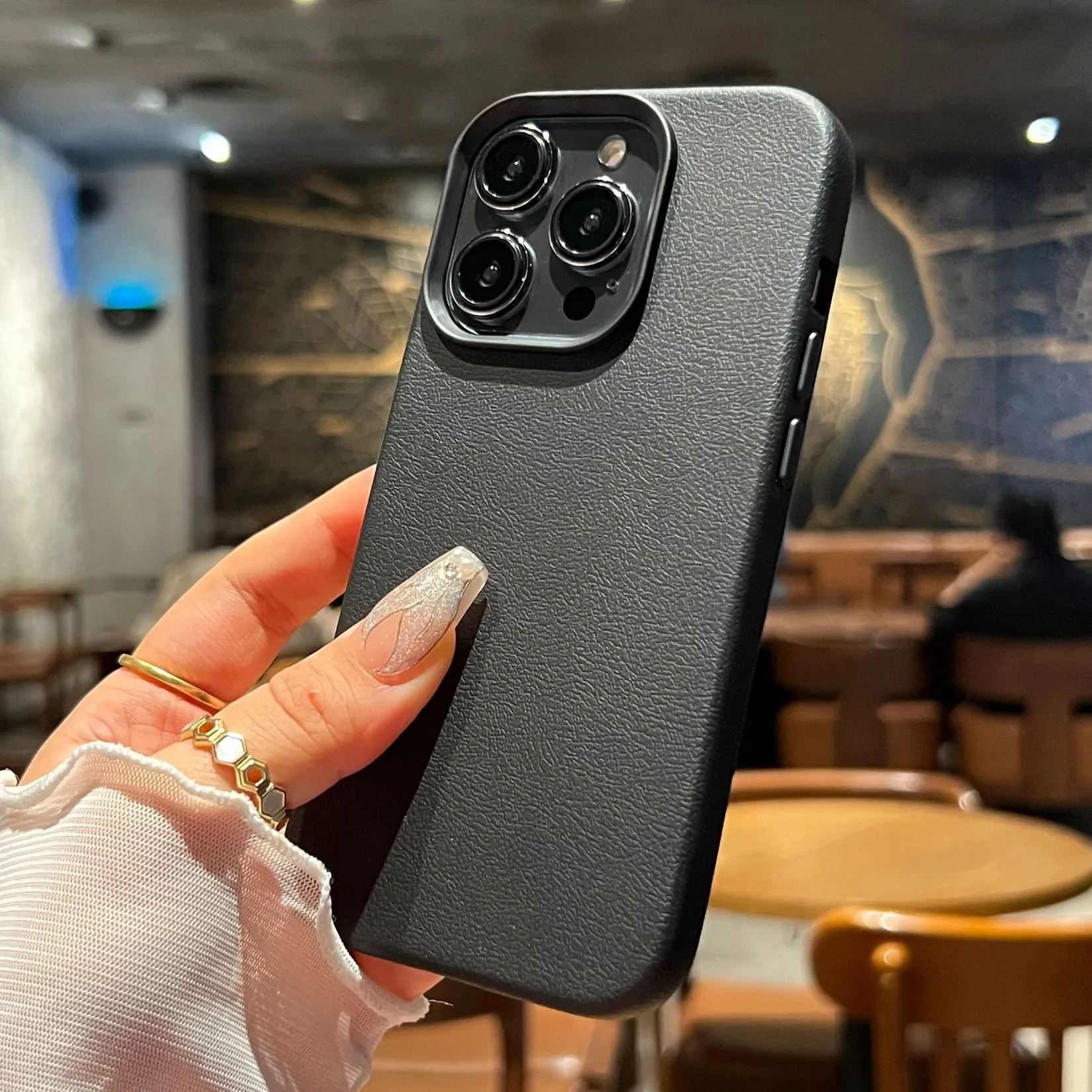 

Luxury Silicone Litchi Lines Leather Phone Case For iPhone 16 15 14 13 12 11 Pro Max X XS XR Max Plus Soft Shockproof Full Cover