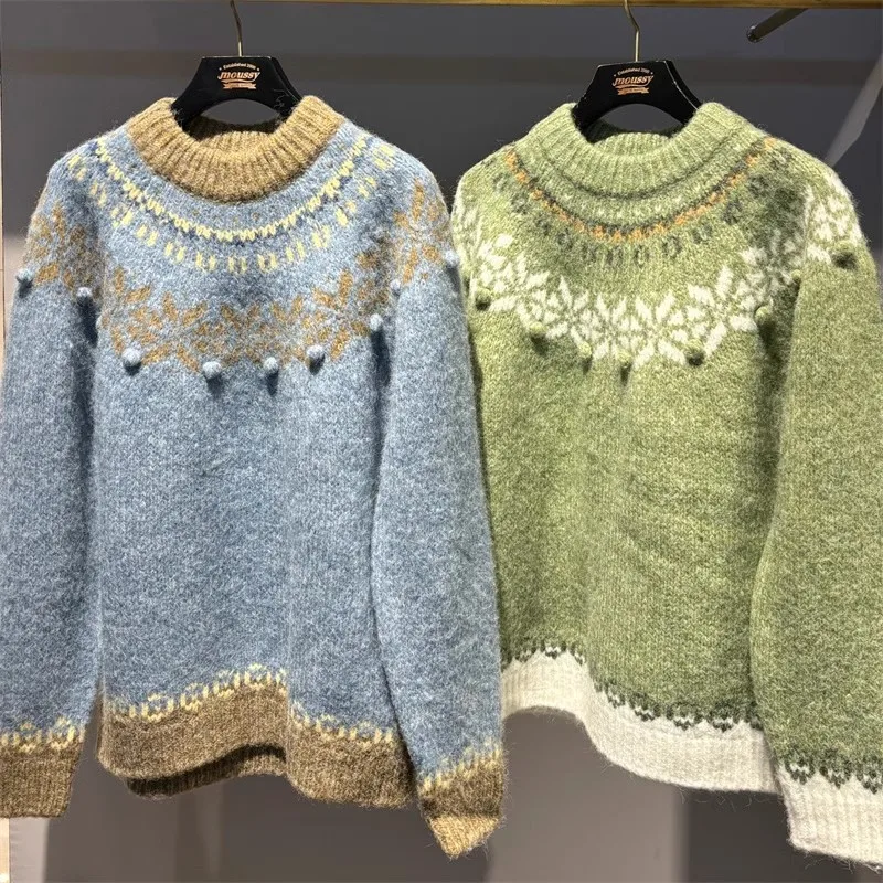 2024 Early Spring New Christmas Atmosphere Snowflake Pullover Thick sweater Fairisland for Women Wholesale