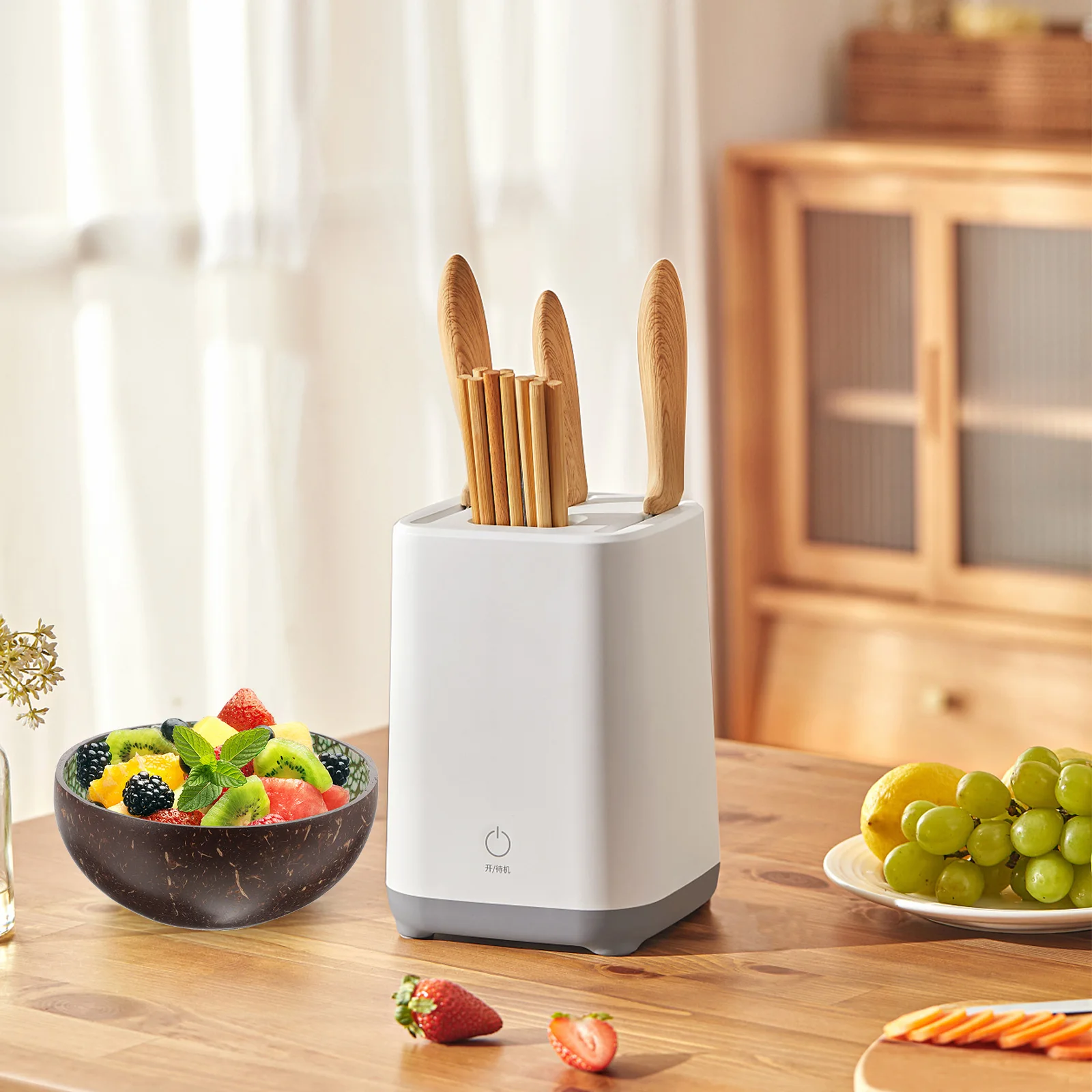 

2Pcs Coconuts Shell Salad Bowls Smooth Surface Food Holders Decorative Kitchen Fruit Dessert Bowls Coconuts Bowl