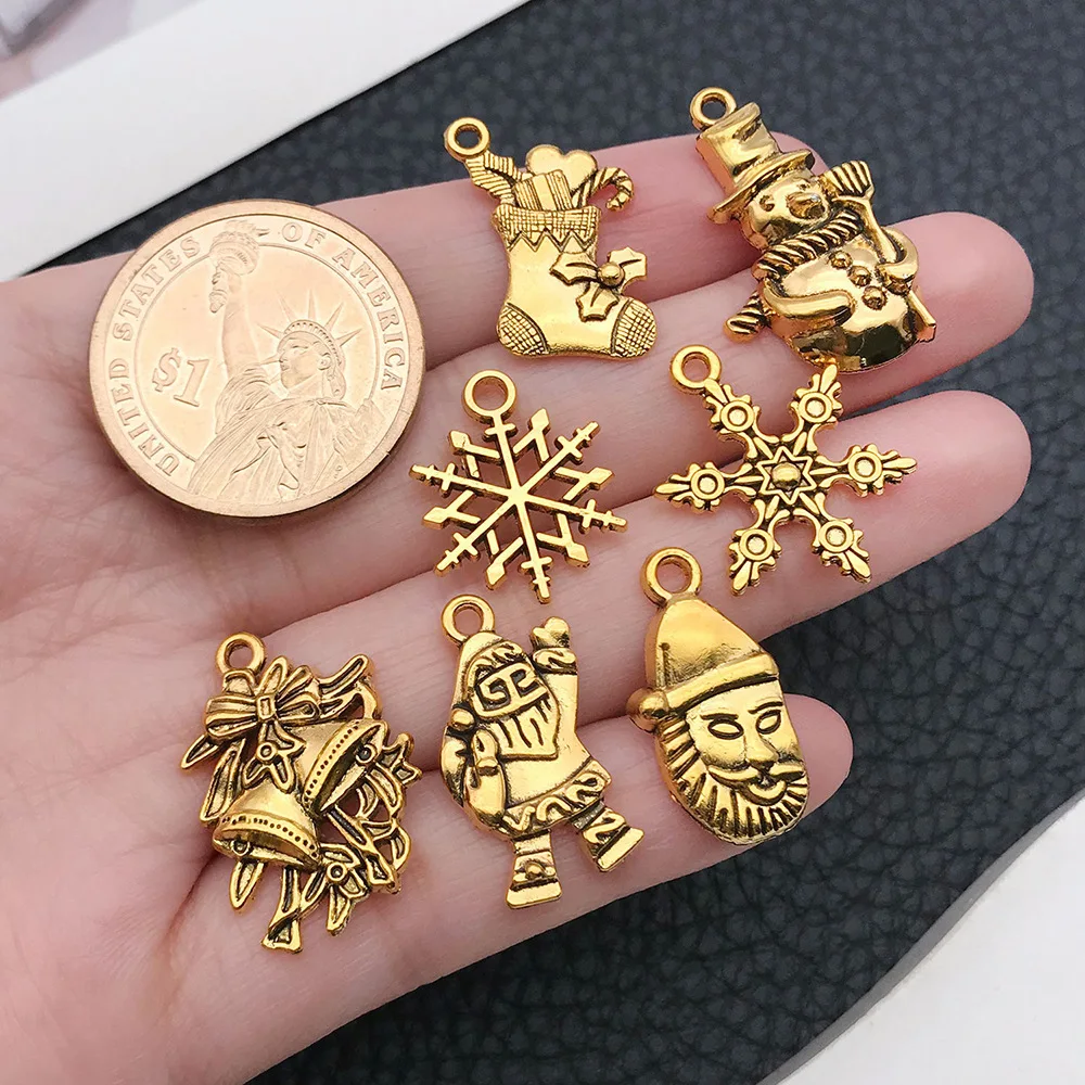 20pcs/Lot Mix Vintage Silver/Gold Color Christmas Pendants For Jewelry Making Supplies Metal Snowman Santa Claus Snowflake Charm image 2