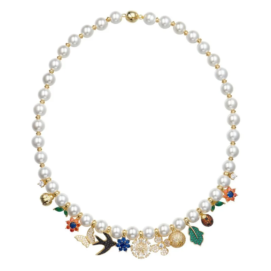 Gold Plated Magnetic Buckle Butterfly Ladybug Bead Necklace Forest Light Luxury Women Autumn Winter Clavicle Chain