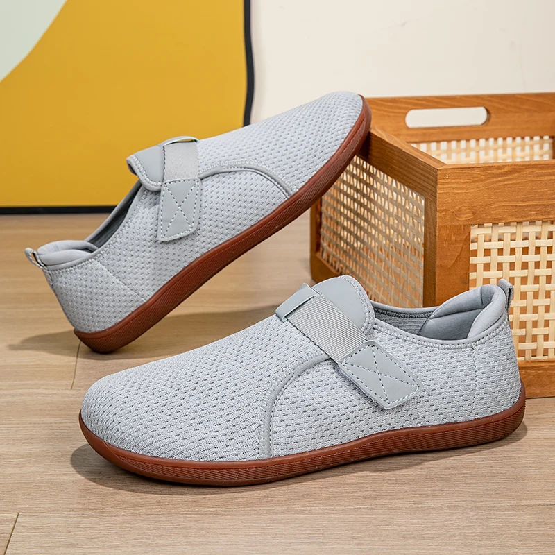 

Breathable Slip On Wide Feet Toes Shoes Men Wide Foot Mesh Shoes For Hallux Valgus Diabetic Shoes Big Size 47 48 49