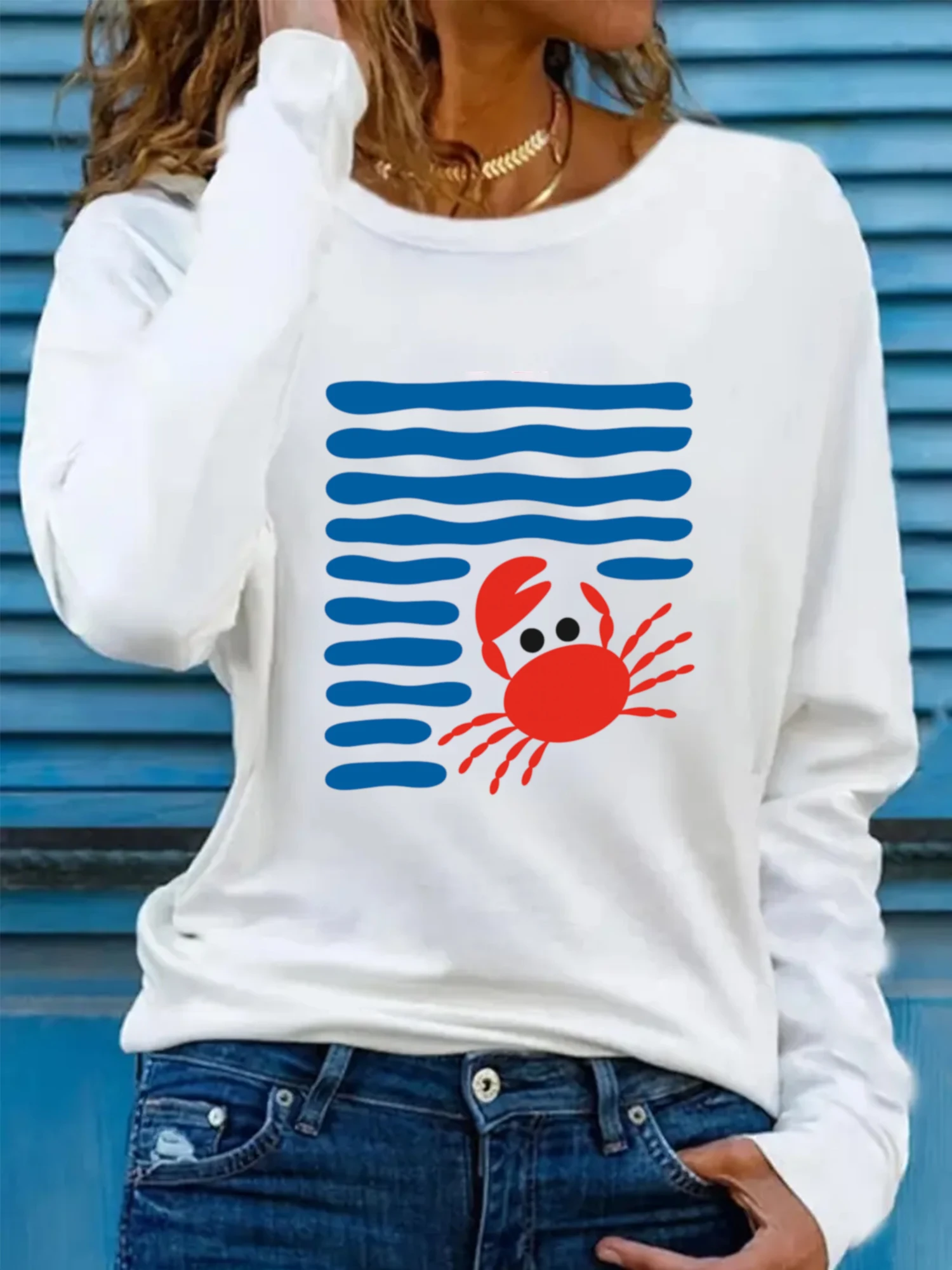 Women's Round Neck Long Sleeve T-Shirt with Red Crab and Blue Stripes Print Casual Graphic Tees Tops 90s Vintage Tshirt Clothes