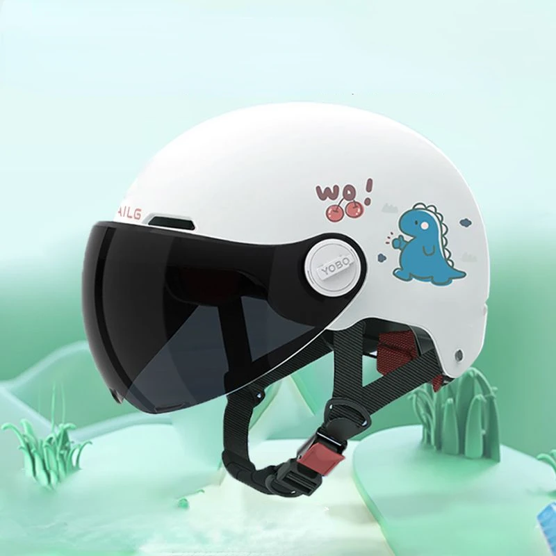 Children's Helmets for Boys and Girls in Summer, Cute Electric Car Helmets for Primary and Secondary School Students Four-season