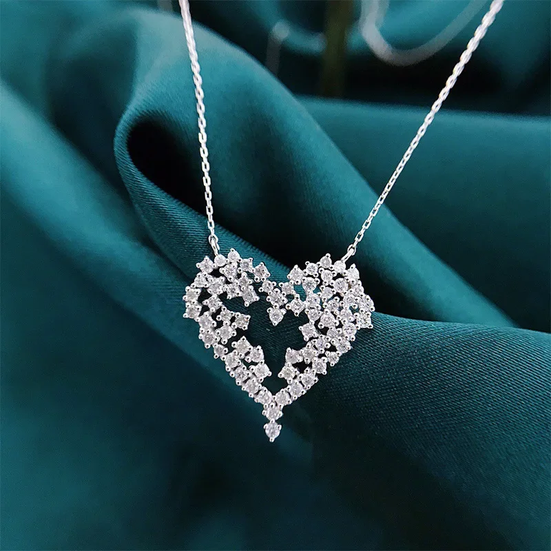 Ne'w Novel Design Love Pendant Necklace for Women Full Bling  Cubic Zirconia Newly Wedding Engagement Trend Heart Jewelry