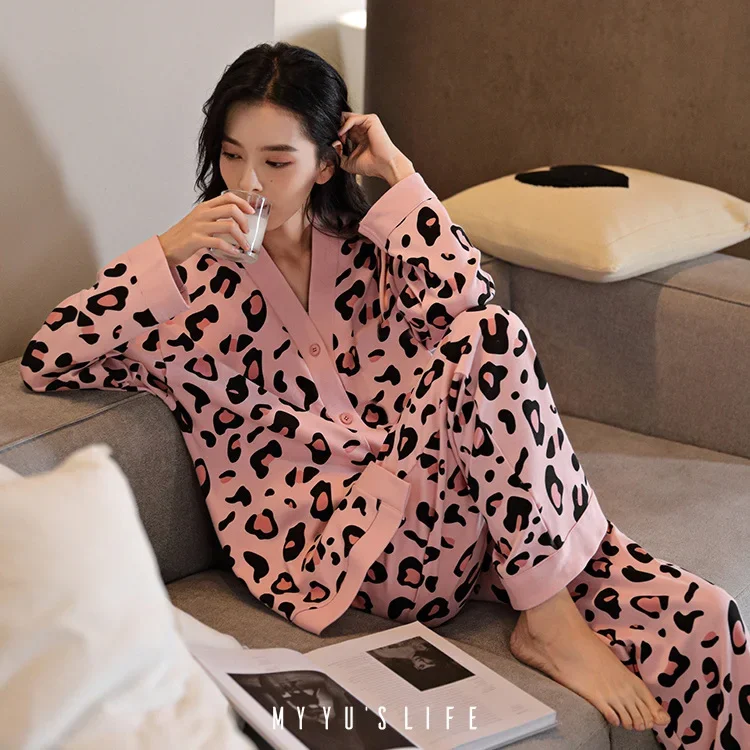 Autumn Winter Leopard Print Pajama Set, Long Sleeve Buttons Top & Elastic Waistband Pants, Women\'s Sleepwear & Loungewear