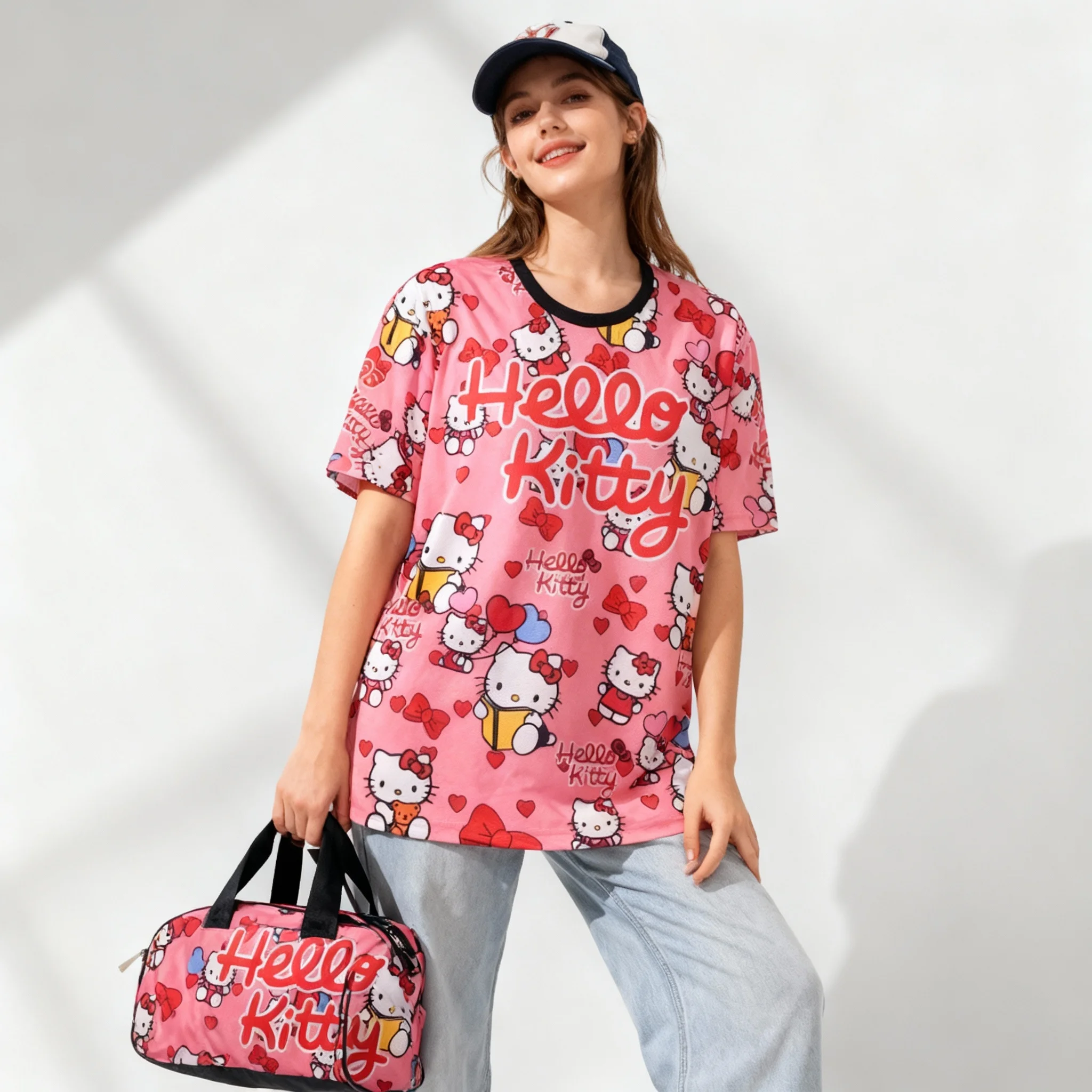 

Спортивная рубашка Sanrio Family Hello Kitty, милая и крутая американская уличная летняя футболка, женский новый топ больших размеров для взрослых