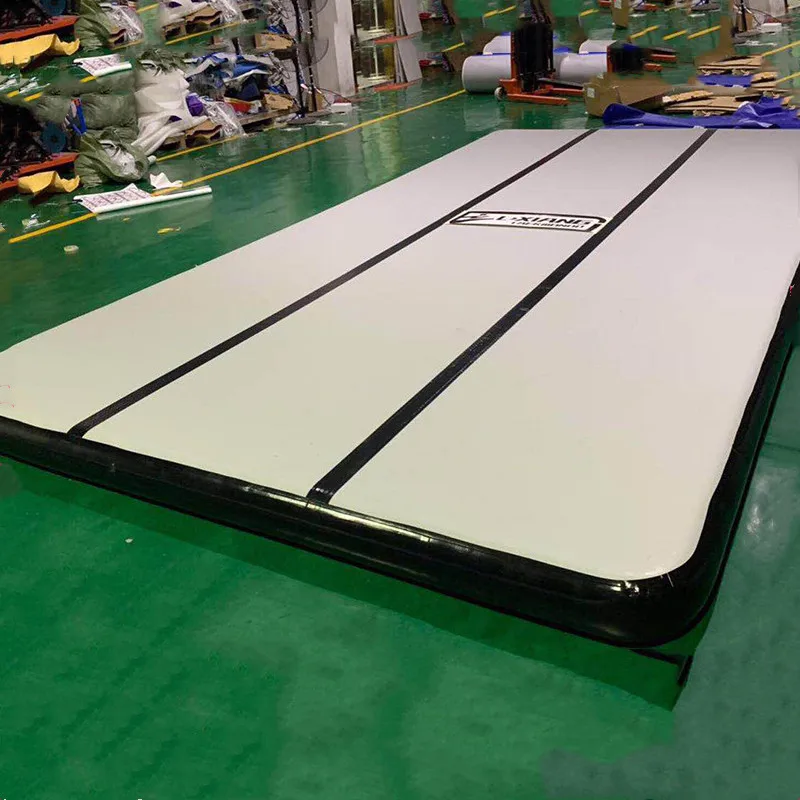 インフレータブルエアタンブリングマット 8x2x0.2m エアトラック インフレータブル体操マット 体操タンブルトラック 厚さ8インチ ポンプ付き