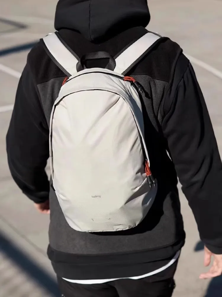 حقيبة ظهر Bellroy Australia Lite Daypack سعة 20 لترًا للرجال والنساء، حقيبة لياقة بدنية مقاومة للماء للسفر في الهواء الطلق